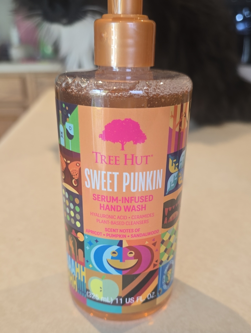 BIN Tree Hut Sweet Punkin Serum Infused Hand Wash 11 Fl Oz